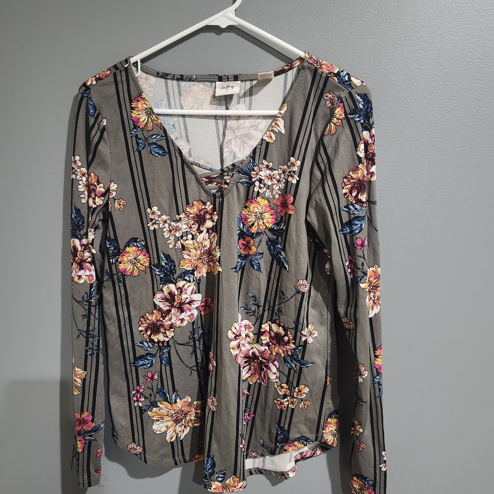 Daytrip Multicolor Floral Long Sleeve Blouse Size Small
